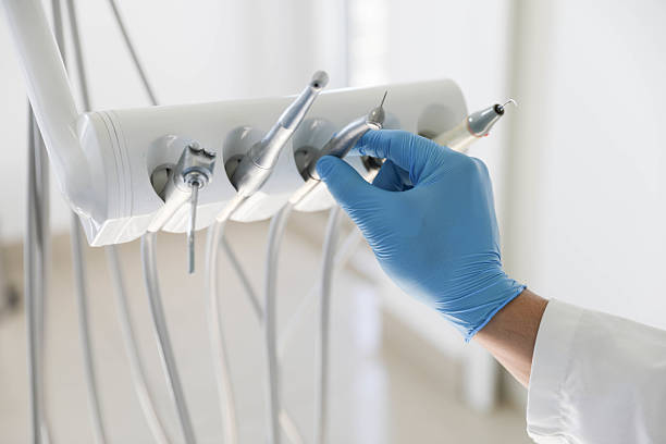 Professional Emergency Dentist technician working in Bret Harte, CA